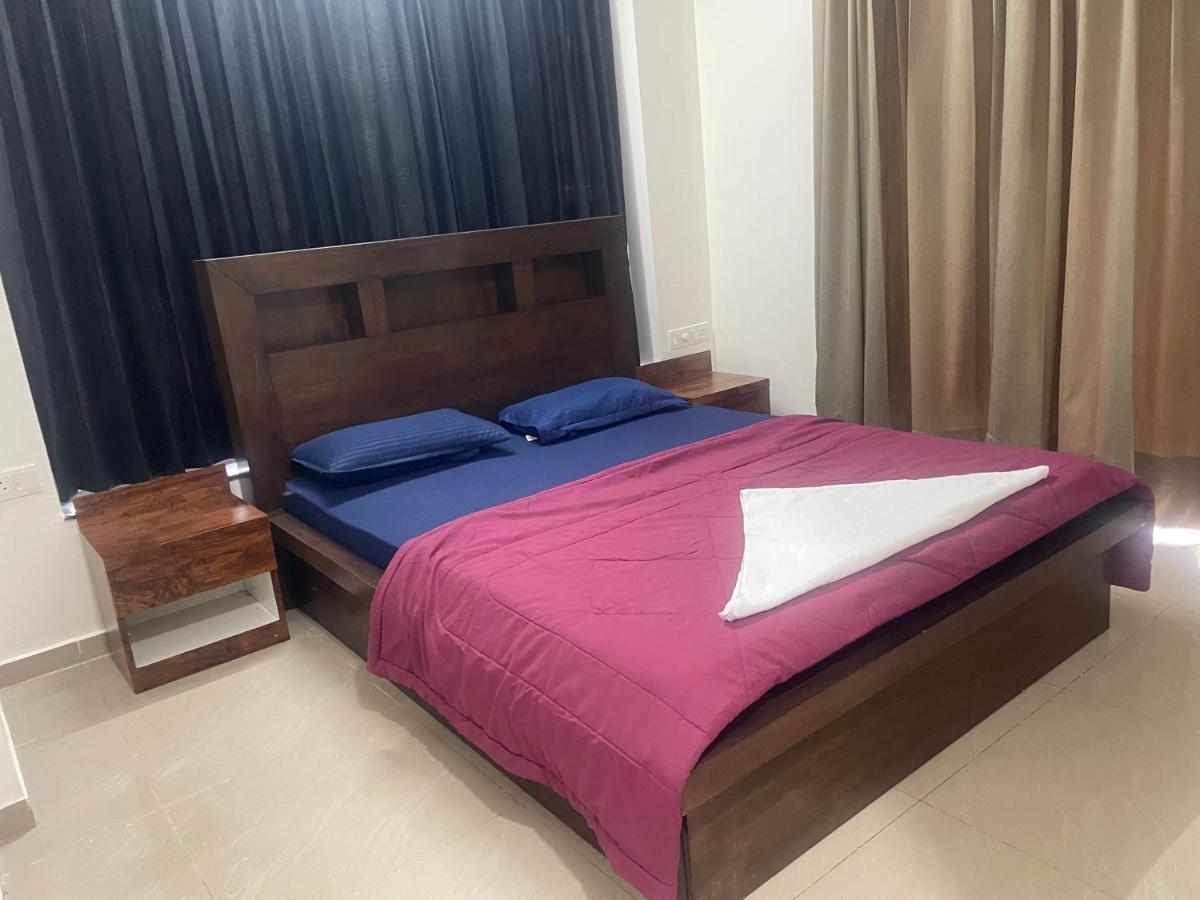 Royal Nest Premium 호텔 푸네 외부 사진