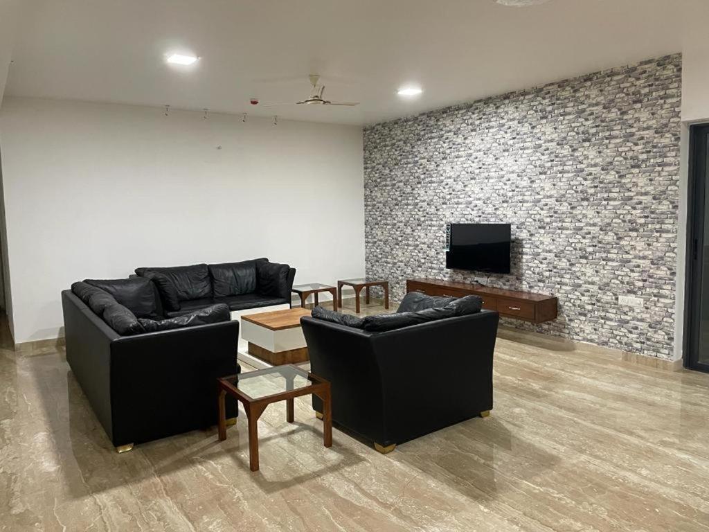 Royal Nest Premium 호텔 푸네 외부 사진